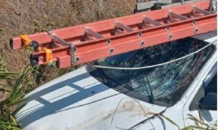 Adolescente morre atropelado por carro ao descer de ônibus na SC-446