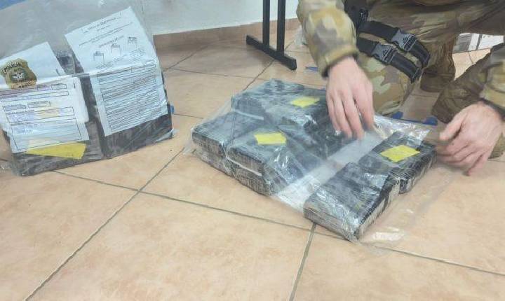 PM apreende quase 50 quilos de cocaína em Concórdia