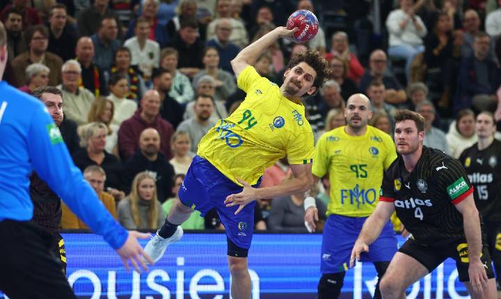 Brasil faz história, vence Suécia e vai às quartas do Mundial de handebol pela primeira vez