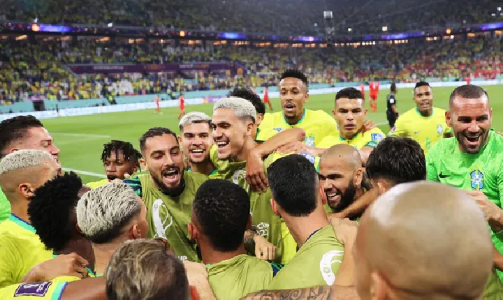 Brasil vence a Suíça e garante vaga nas oitavas da Copa do Mundo