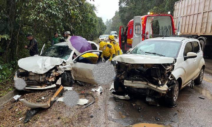 Colisão violente deixa danos de elevada monta e feridos na SC-283 em Seara