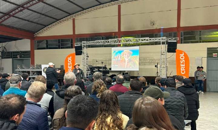 Cresol Interação celebra 20 anos da agência de Xavantina e apresenta Plano Safra 2026/2027