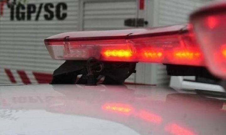 empresário morre ao ser atingido por árvore em Concórdia