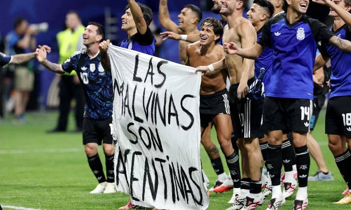 Fifa abre investigação contra a Argentina por faixa sobre as Malvinas