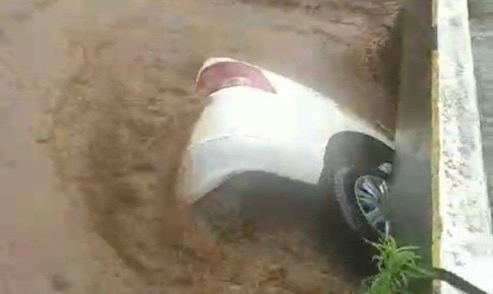 Homem morre após carro ser levado por enxurrada no município de Xanxerê