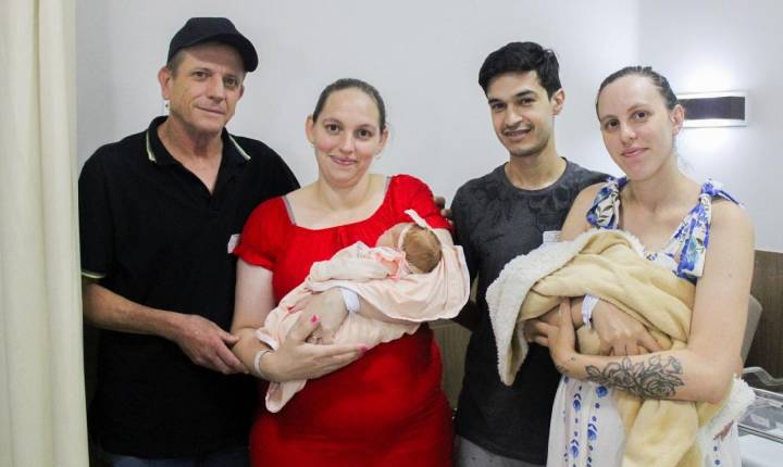 Irmãs dão à luz no mesmo dia e no mesmo hospital em que nasceram em SC