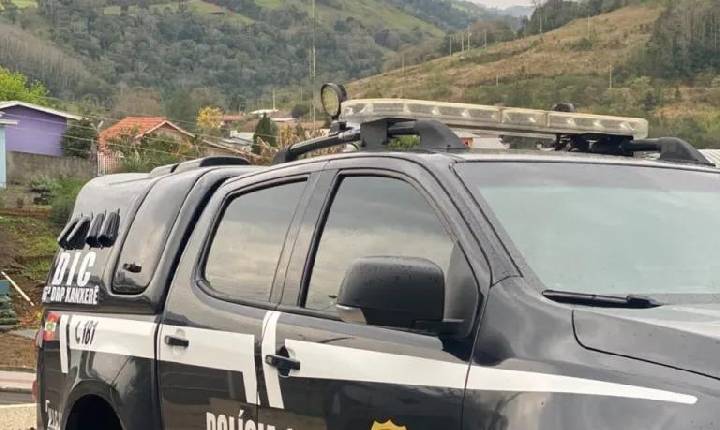 Mãe e filhos são presos por suspeita de tráfico de drogas em Xavantina
