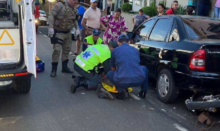 Motociclista fica ferido em acidente na rua Sete de Setembro