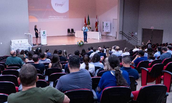 Parceria entre Sicoob Crediauc e IFC Concórdia promove evento sobre financiamento para inovação
