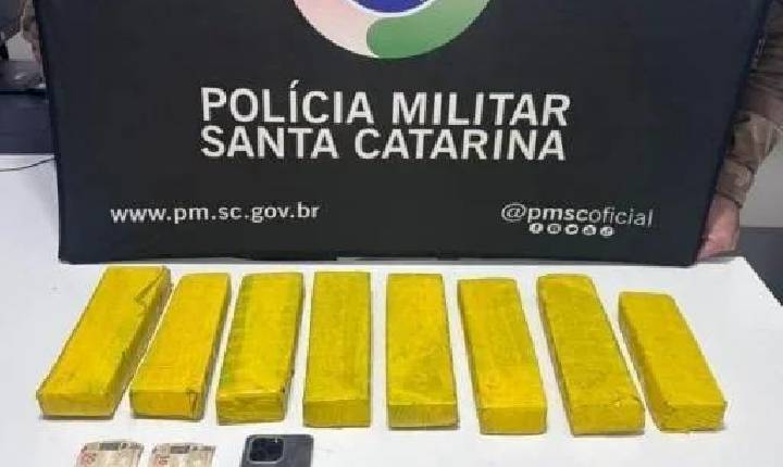 Polícia apreende mais de 6 kg de maconha e porções de crack e cocaína em Chapecó