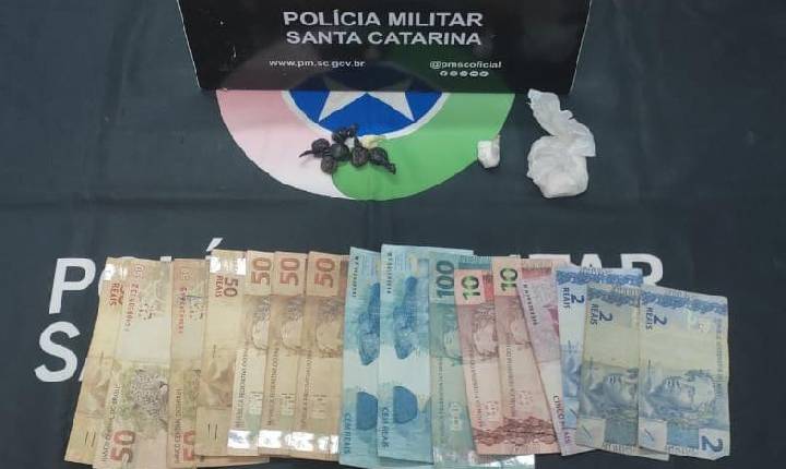 Polícia Militar prende casal por tráfico de drogas em Itá