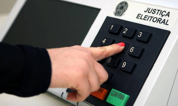 Prazo final para regularizar título de eleitor termina em 6 de maio