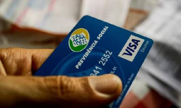 Primeira parcela antecipada do 13º do INSS começa a ser paga neste mês