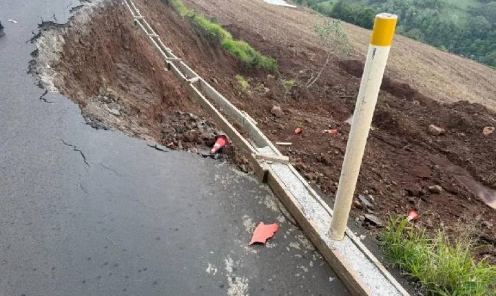 SC-155 segue em meia pista após deslizamento em Xavantina