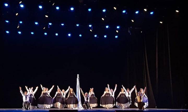Seara faz bonito e conquista o terceiro lugar na categoria Danças Populares no Festival de Joinville