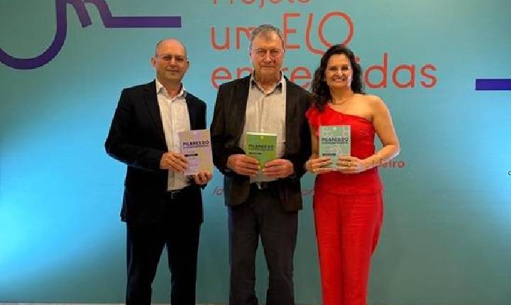 Sicoob Crediauc tem colaboradores homenageados em projeto que celebra histórias do Cooperativismo