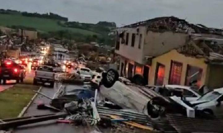 Tornado no Paraná causa destruição e deixa 5 mortos; há 432 feridos
