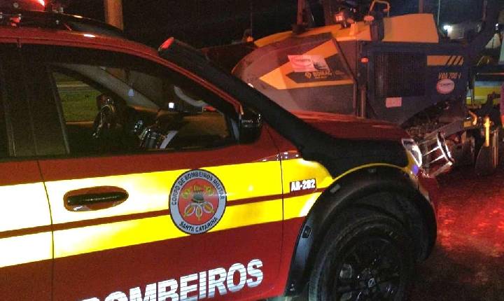 Trabalhador morre ao ficar preso em máquina de pavimentação asfáltica