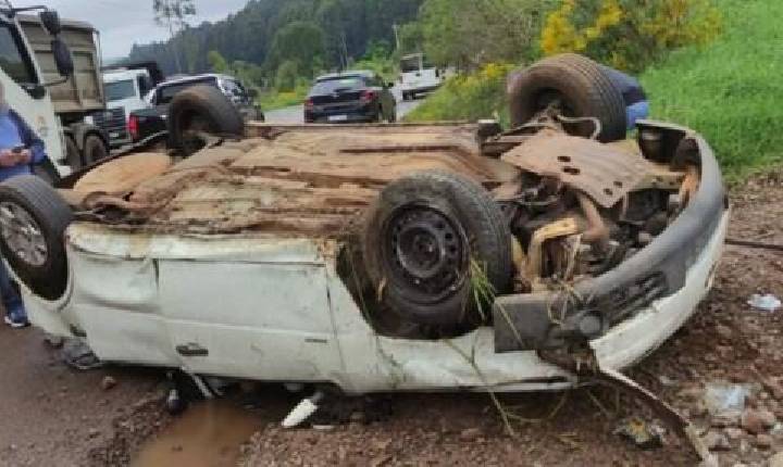 Tragédia na ERS-480: jovem que conduzia carro de Chapecó morre em grave acidente
