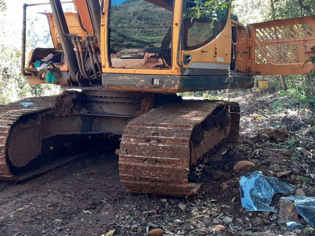 Máquina do município de Ipumirim é danificada por vândalos