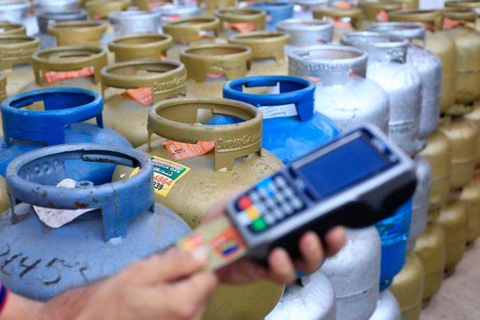 Petrobras anuncia redução de 6% no preço do gás de cozinha às distribuidoras