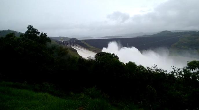 Usina de Itá abre vertedouros e opera com quase 100% da capacidade de geração de energia