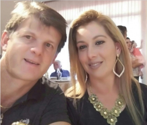 Mulher demorou duas horas para colocar corpo de Hoeckler em freezer após assassinato