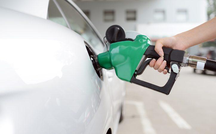 A pedido de Haddad, governo desiste de prorrogar isenção de impostos sobre combustíveis