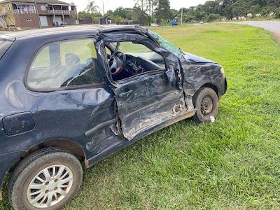Colisão entre carro e carreta na BR- 282 deixa jovem ferido no Oeste de SC