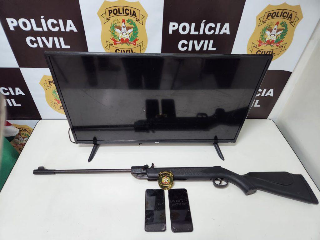 Polícia cumpre mandados de busca e apreensão em Seara