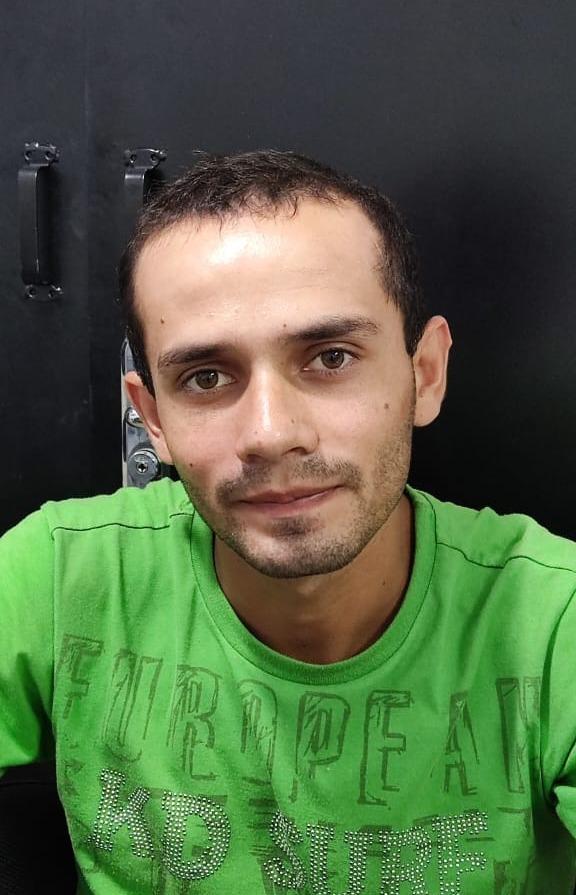 Rapaz de 25 anos indiciado por estupro é procurado pela polícia