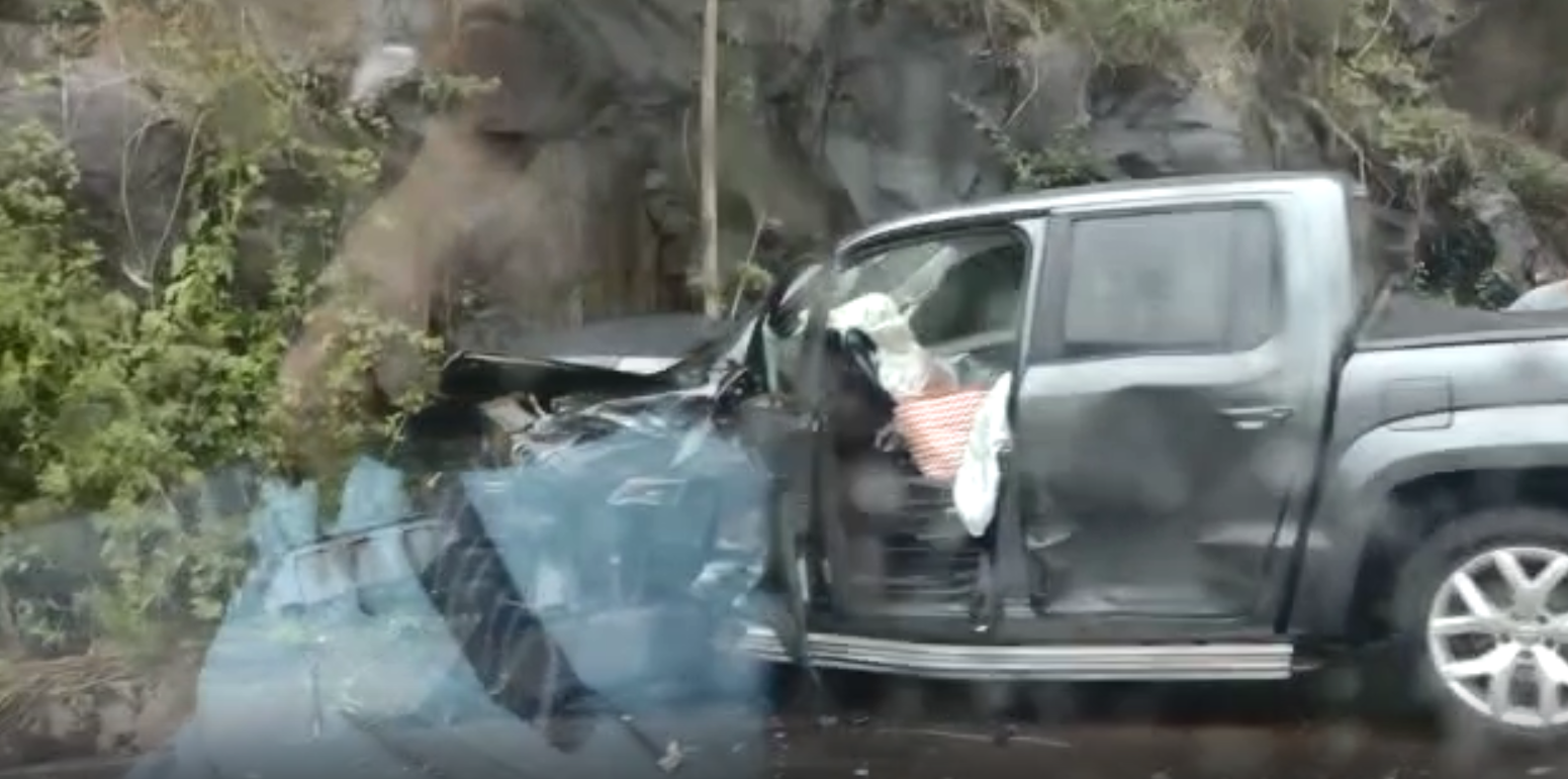 VÍDEO: Violenta colisão entre caminhonetes é registrada em Chapecó