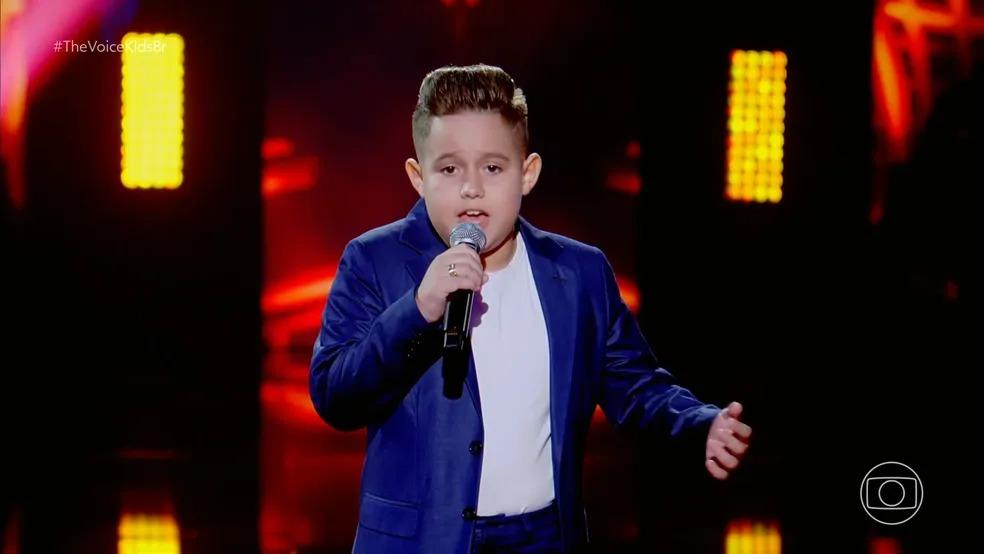 Chapecoense é escolhido por Mumuzinho e avança para próxima etapa do The Voice Kids