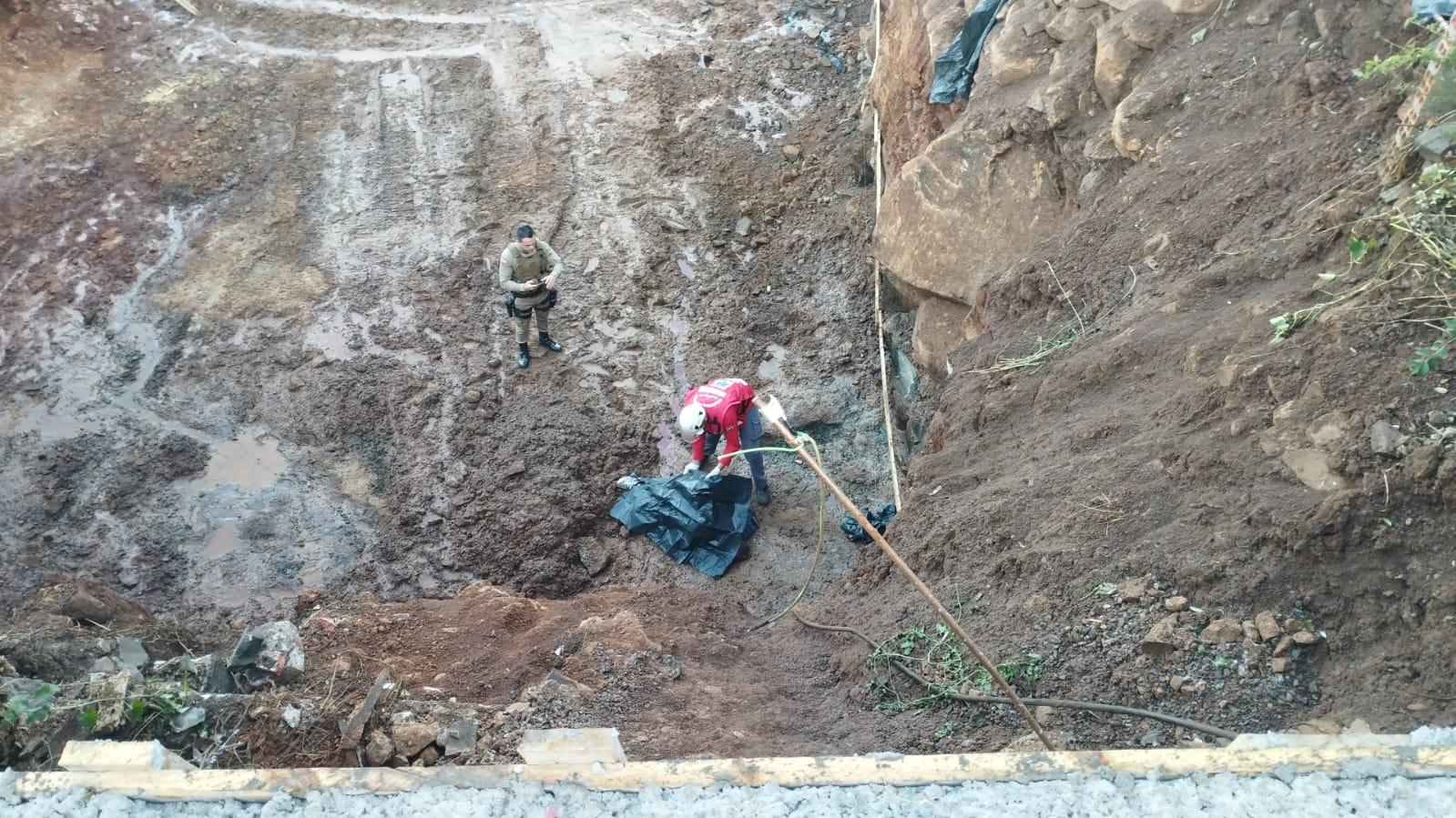 Homem é encontrado morto em canteiro de obras no Bairro Santa Cruz, em Concórdia