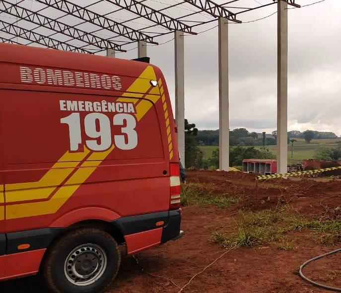 Trabalhador morre ao cair de barracão no interior de Xanxerê