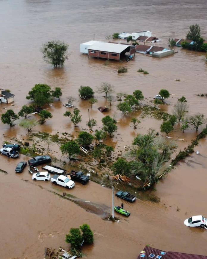 Sobe para 49 o número de mortes confirmadas com o ciclone no RS