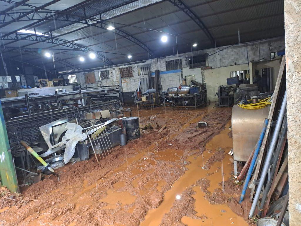 Chuvas causam estragos, provocam prejuízos e geram diversos transtornos na região