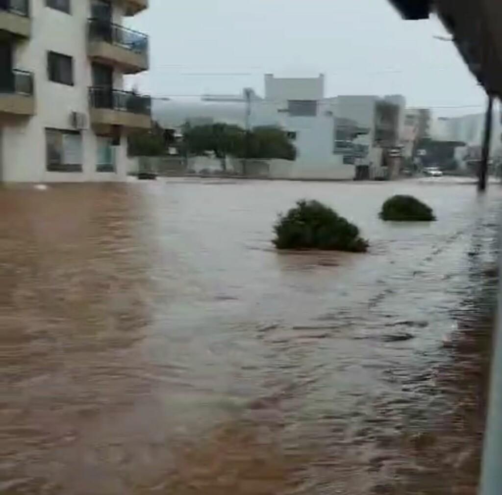 Enchente, visita do Governador e construção de túnel em cidade no Oeste de SC