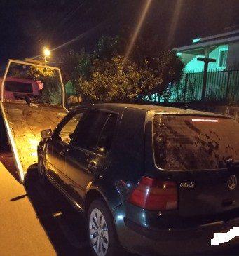 Motorista joga carro contra a Polícia e é preso em Xanxerê