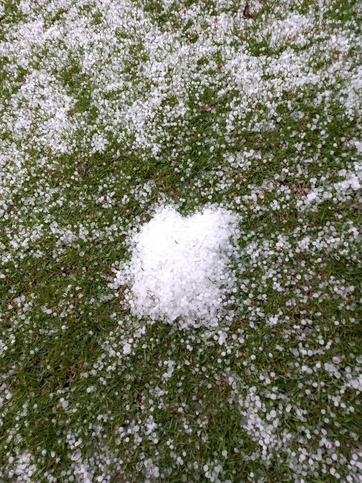 Chuva de granizo em Xavantina