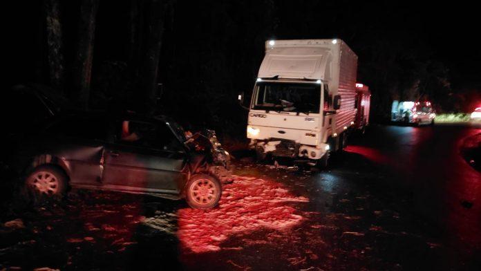 Morre mulher vítima de acidente entre carro e caminhão em Seara