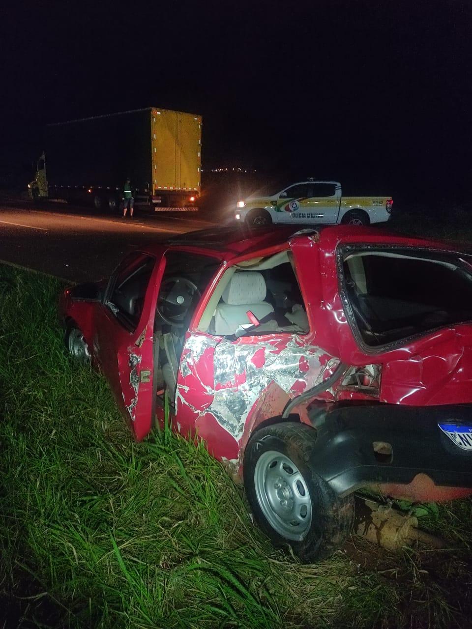 Motorista de carro não é encontrado no local após acidente com caminhão em Xanxerê