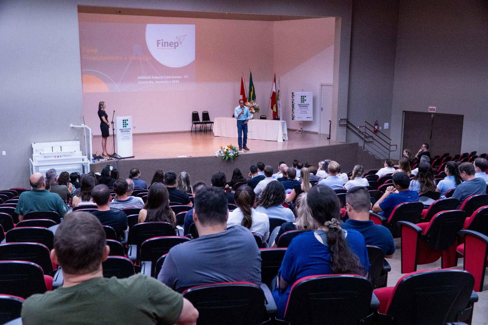 Parceria entre Sicoob Crediauc e IFC Concórdia promove evento sobre financiamento para inovação