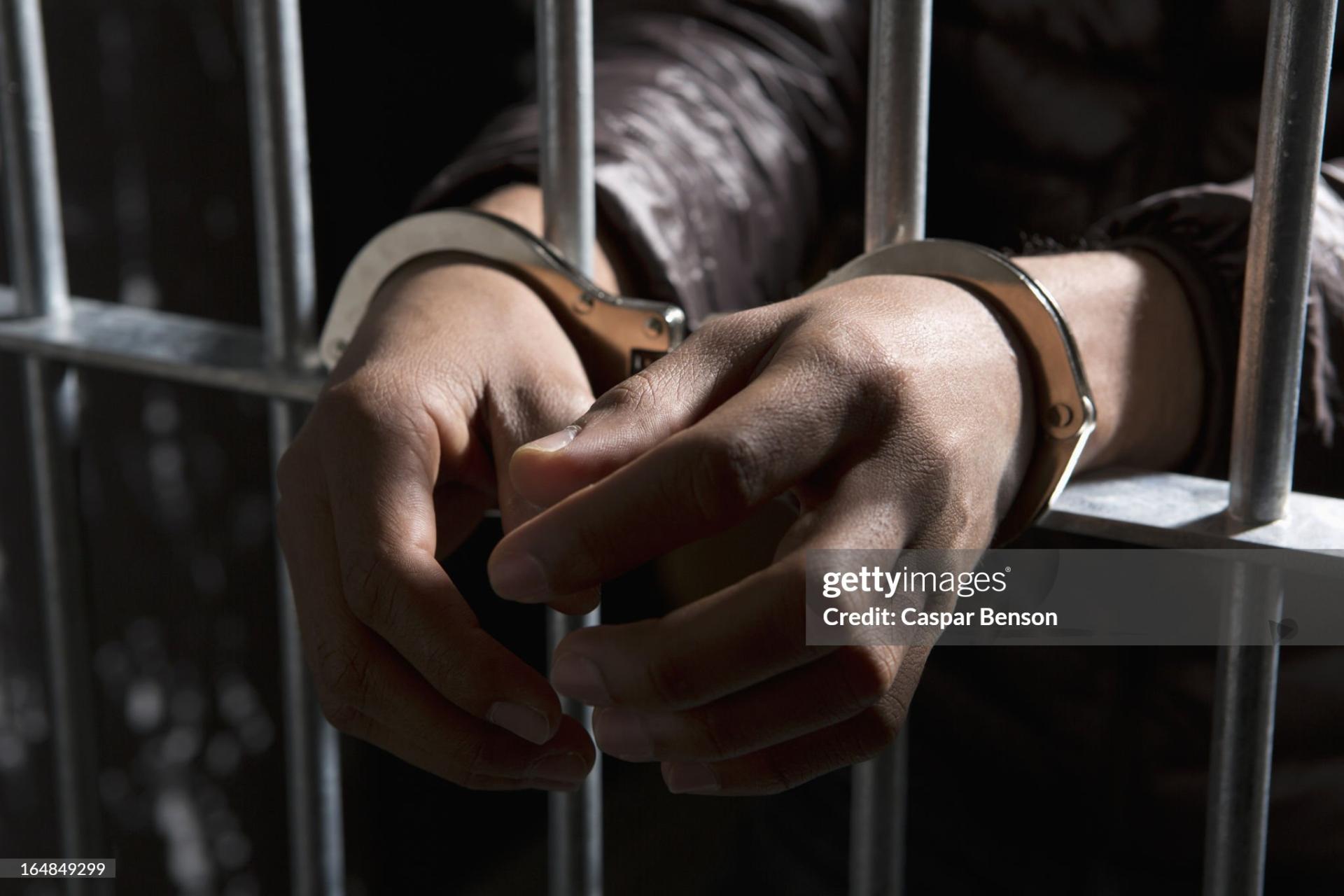 Homem que tentou matar amigo após disputa de queda de braço é condenado em SC