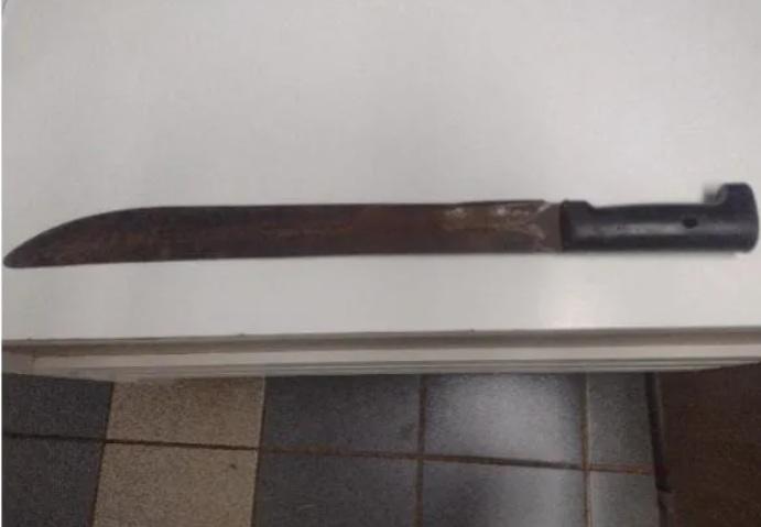 Briga, mulher ameaçada e homem ferido com golpe de facão em Xanxerê