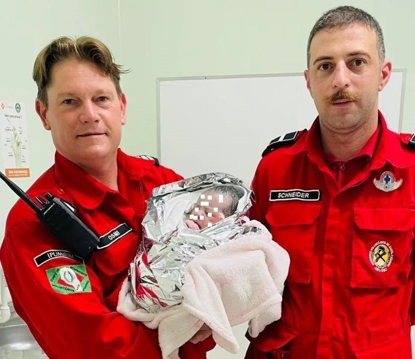 Bombeiros de Ipumirim realizam parto em residência