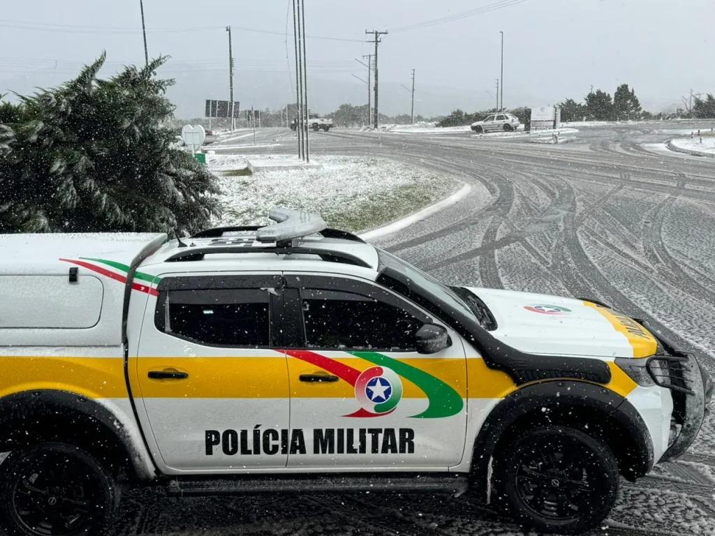 Primeira neve do ano é registrada em Santa Catarina