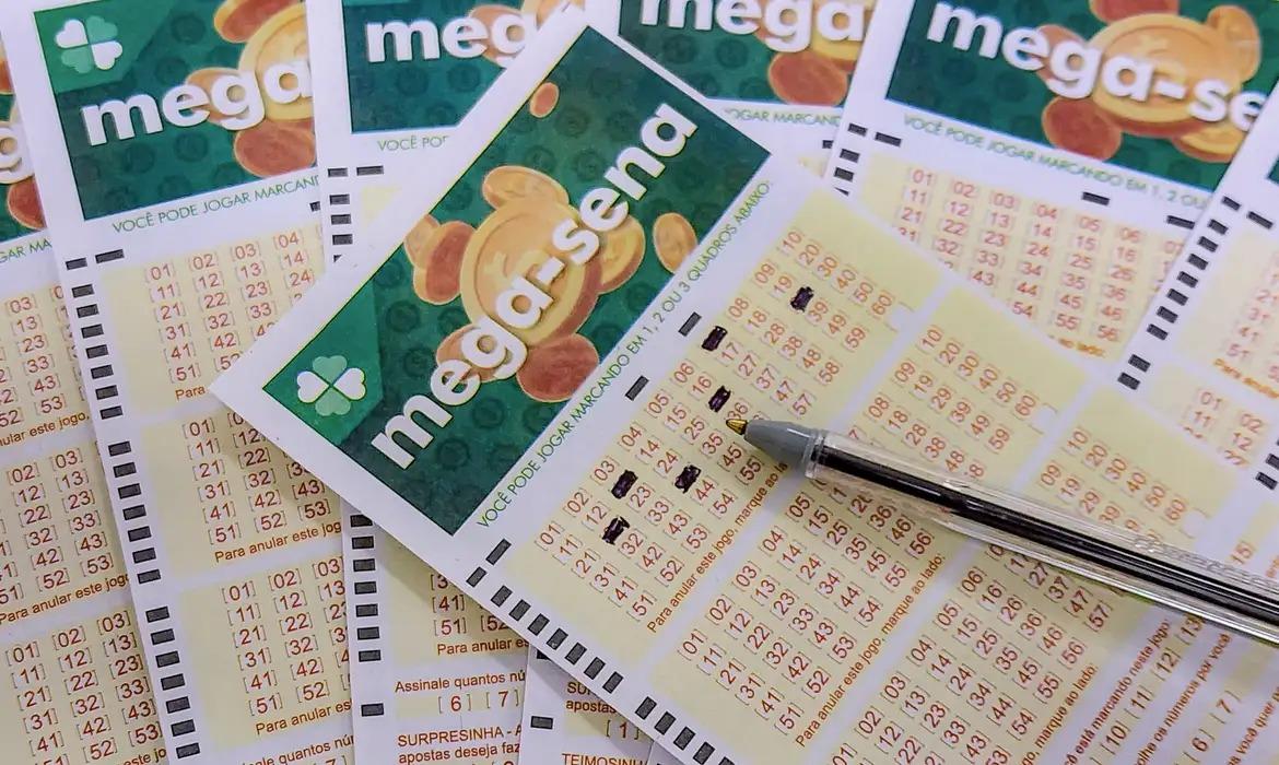 Bolão realizado em SC fatura mais de R$ 140 mil em sorteio da Mega-Sena