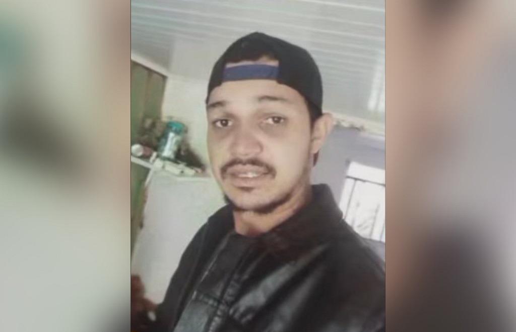 Trabalhador morre após ser atingido por árvore no Oeste