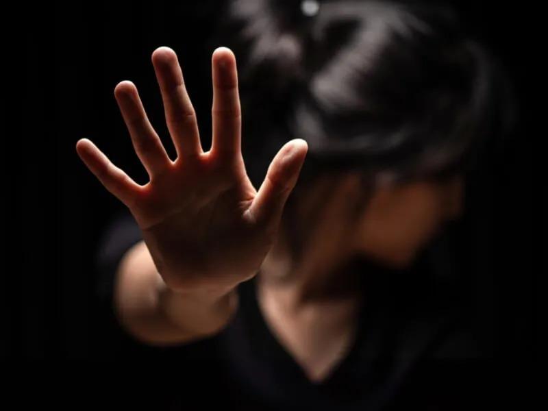 Filha agride mãe de 71 anos para tentar roubar dinheiro em Chapecó